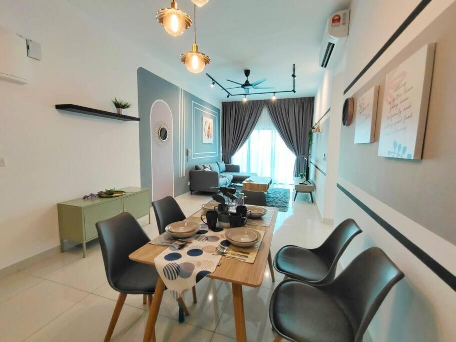 Elegant Homes 9Pax 5Bed Sunway Pyramid-Lagoon 2 Car Park Petaling Jaya Exterior photo
